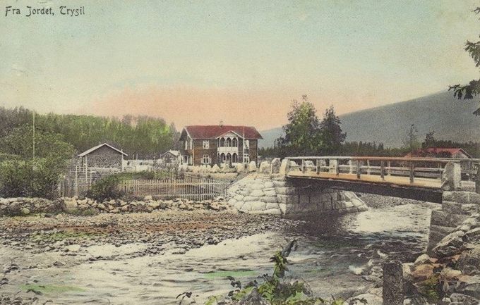 Postkort fra ca 1910-1912. Brua over Eltåa ved Halvorsen.